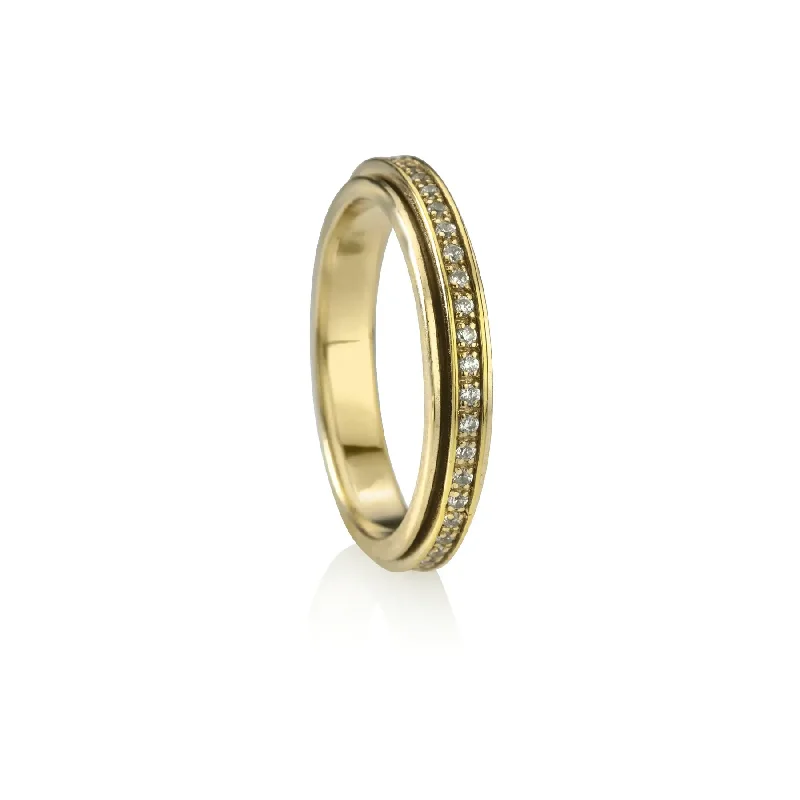 Lunar 14K Gold Meditation Ring